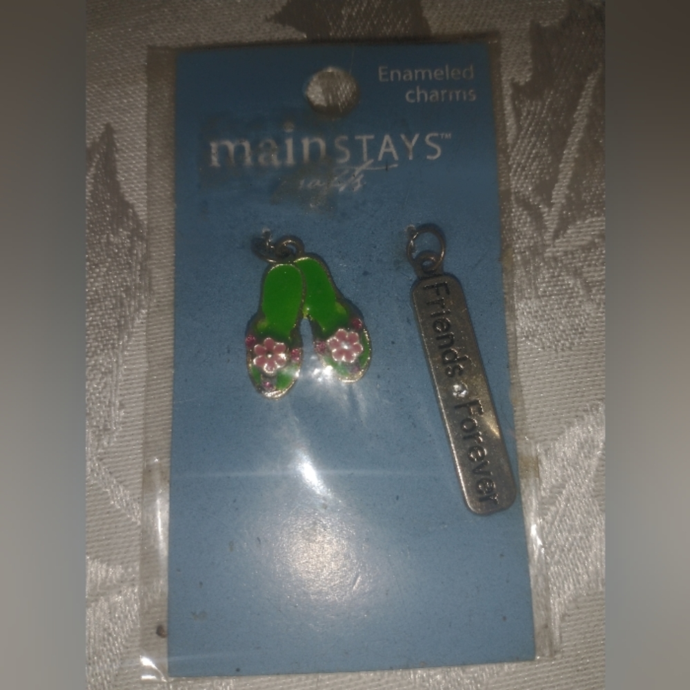 Enameled Charms Pendants Friends Forever Flip Flop New in Package Summer Besties